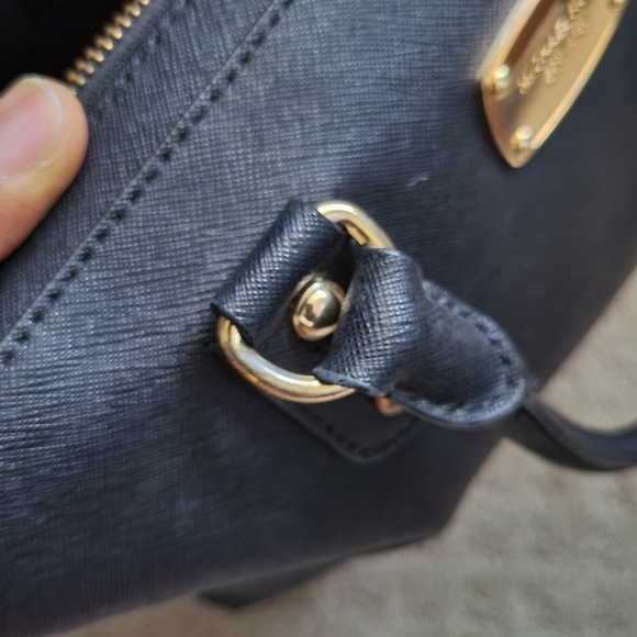 Michael Kors Large Saffiano Satchel - Used - Picture 3 of 15